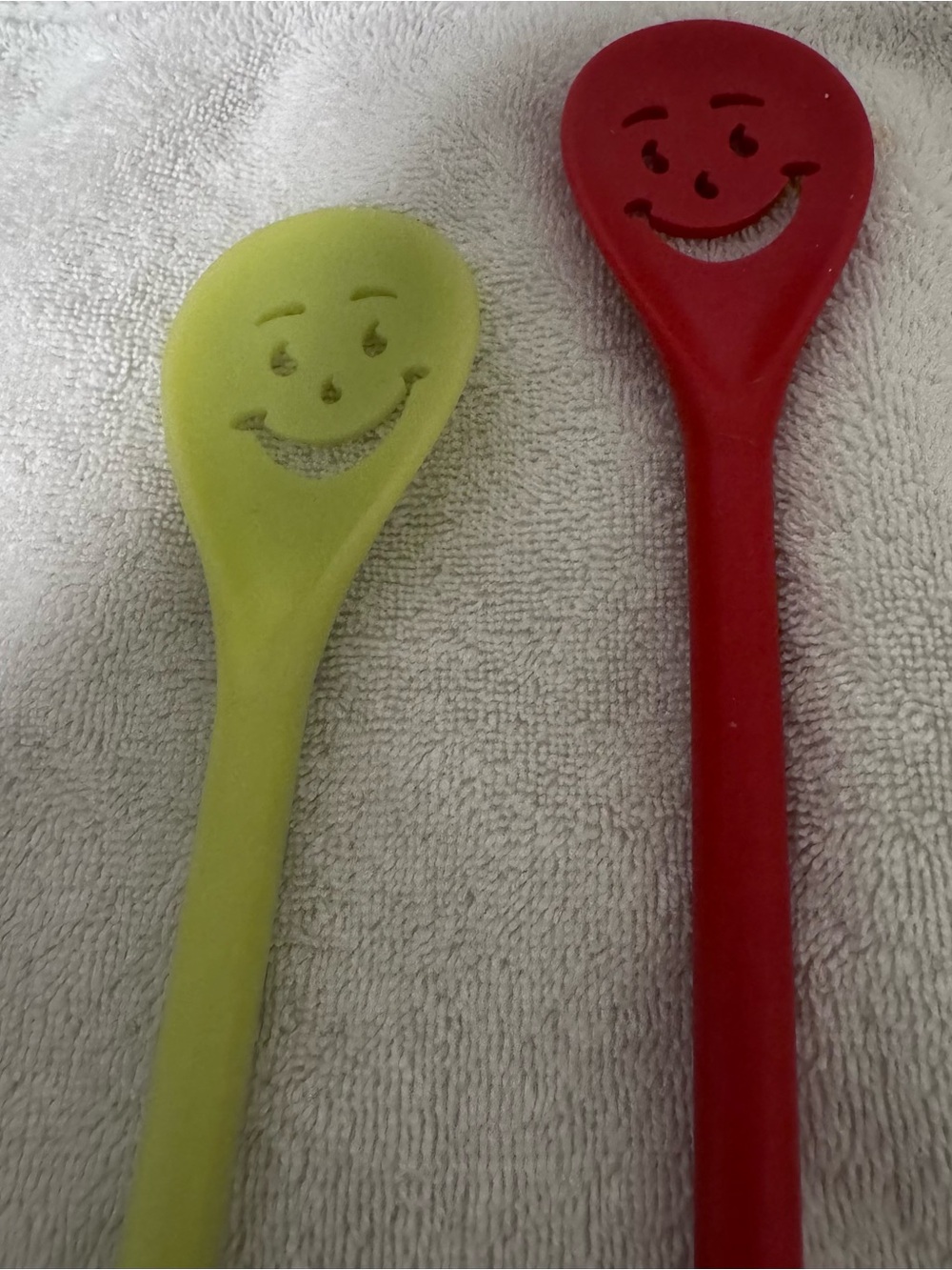 Vintage Kool-Aid Swizzle Sticks Kool-Aid Man Smiley Red And Yellow Viral VNT